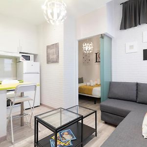 Ronda de Valencia Apartment